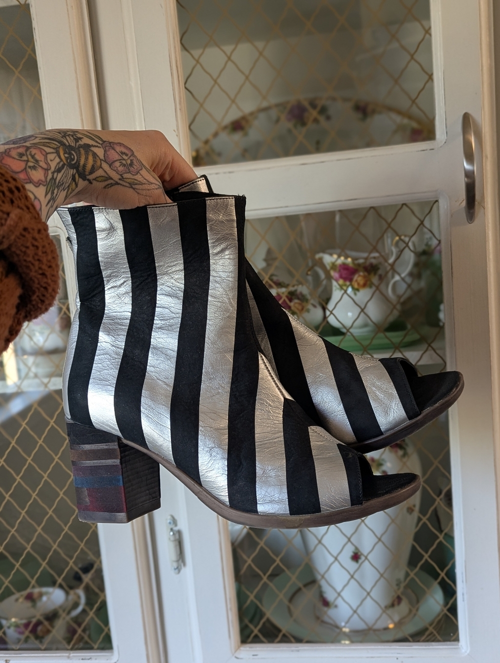 🦓Papucei Laide Black Silver Striped Leather Women  Peep-Toe Ankle Bootie Joker